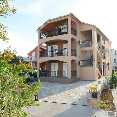 Apartmani Natasa Nino Jezera, Murter Esterno foto