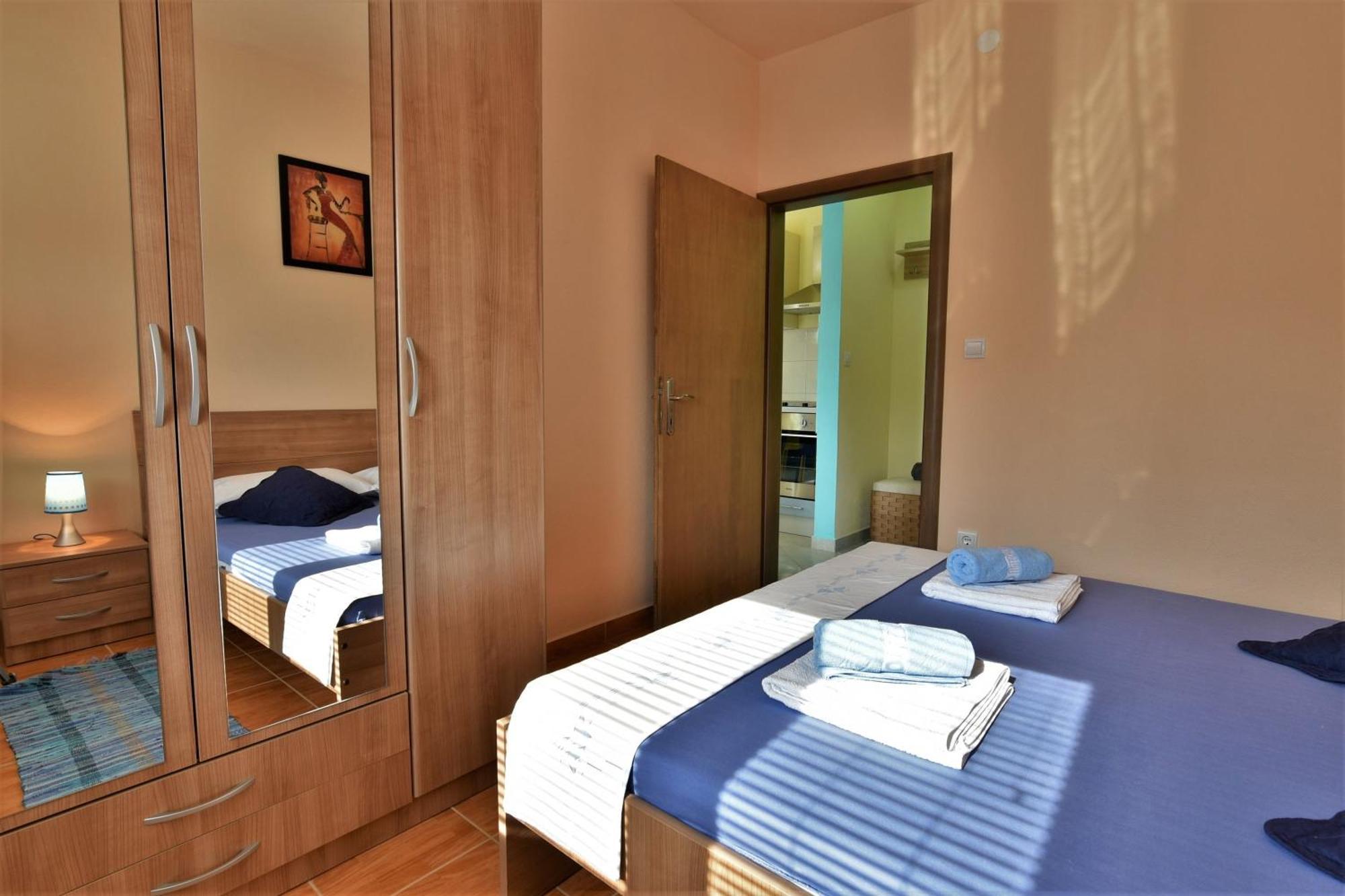 Apartmani Natasa Nino Jezera, Murter Camera foto