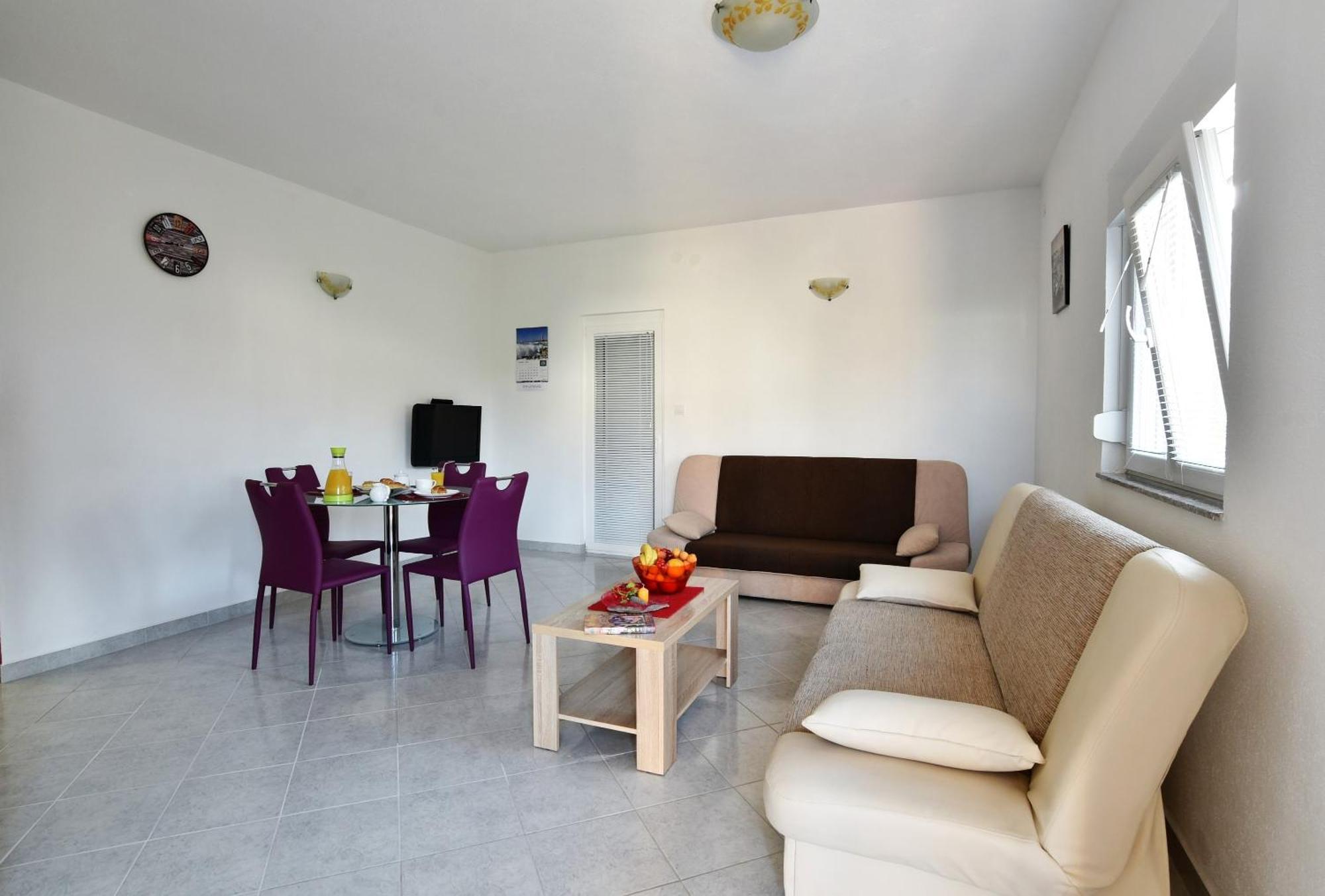 Apartmani Natasa Nino Jezera, Murter Camera foto
