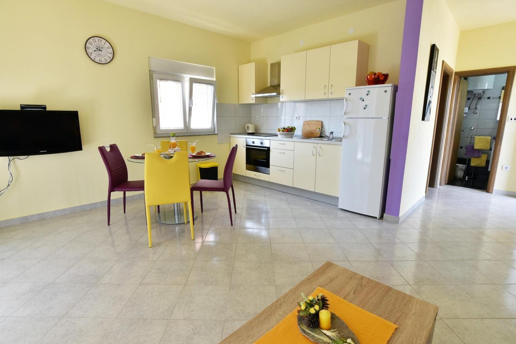 Apartmani Natasa Nino Jezera, Murter Camera foto