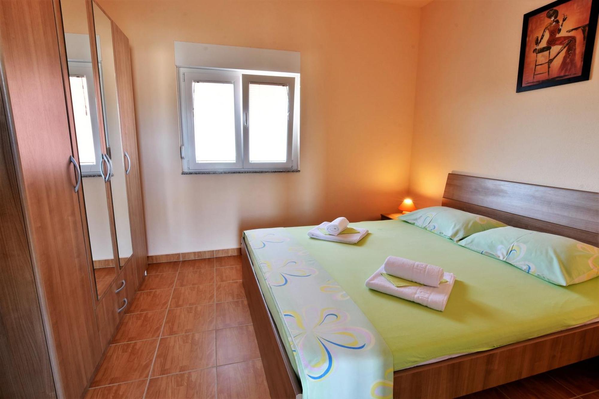 Apartmani Natasa Nino Jezera, Murter Camera foto