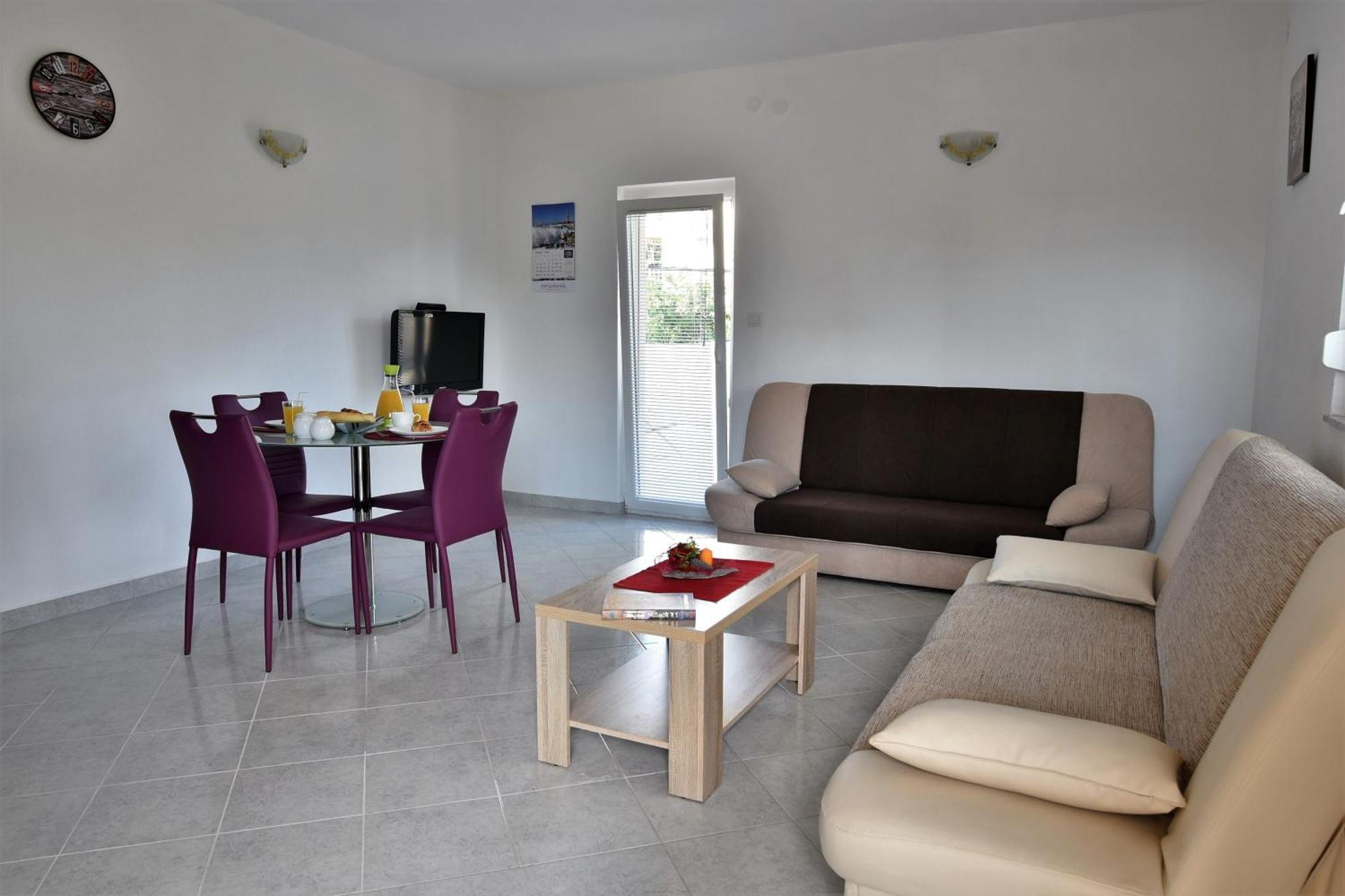 Apartmani Natasa Nino Jezera, Murter Camera foto