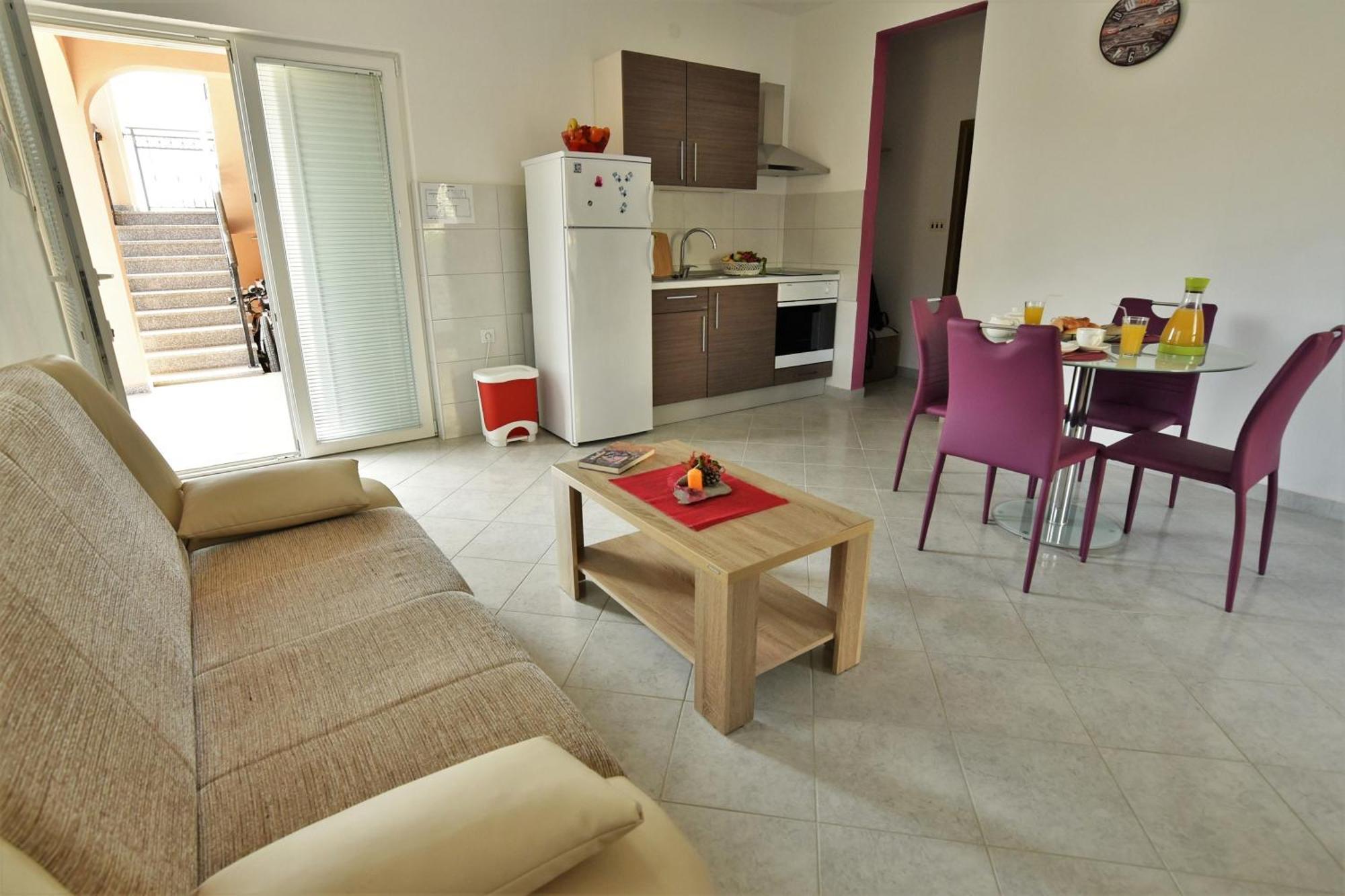 Apartmani Natasa Nino Jezera, Murter Camera foto