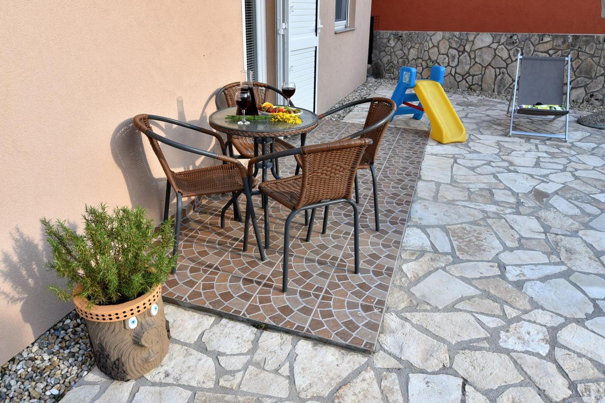 Apartmani Natasa Nino Jezera, Murter Camera foto